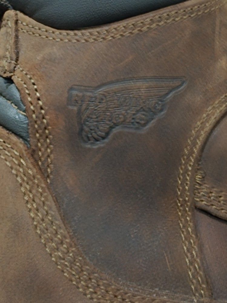 Red Wing Boots DynaForce #4215 Men's 6 inch Waterproof Safety Toe Boot Size: 10.5