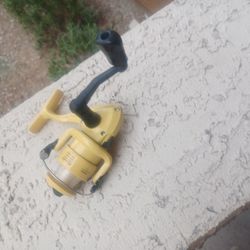 Eagle Claw Pack-it Fishing Reel
