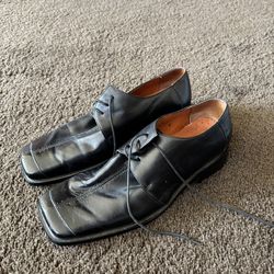 Men’s Shoes