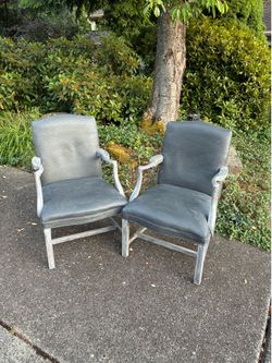 2 indoor arm chairs