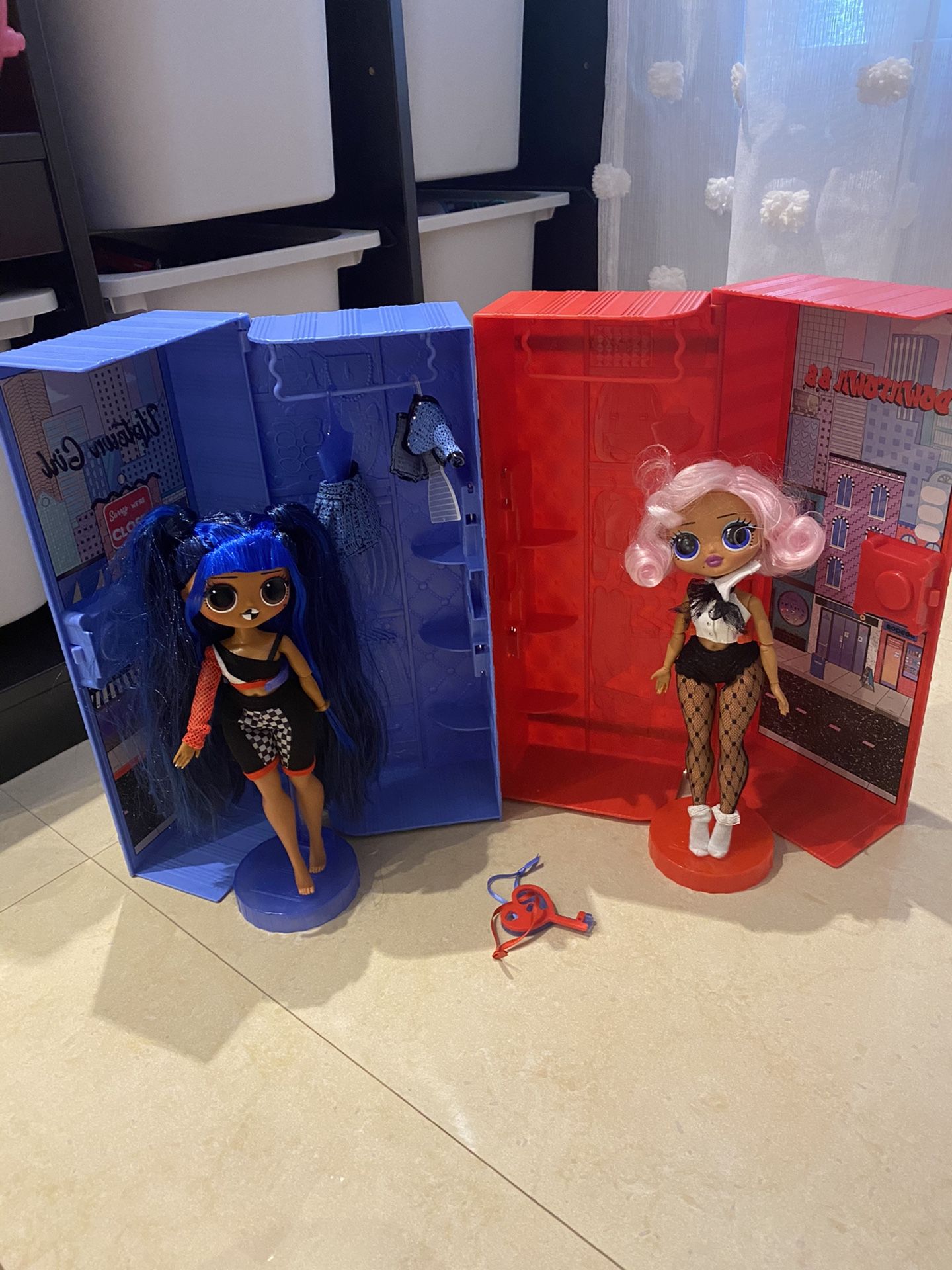 2 Big LOL Dolls with Storage Box