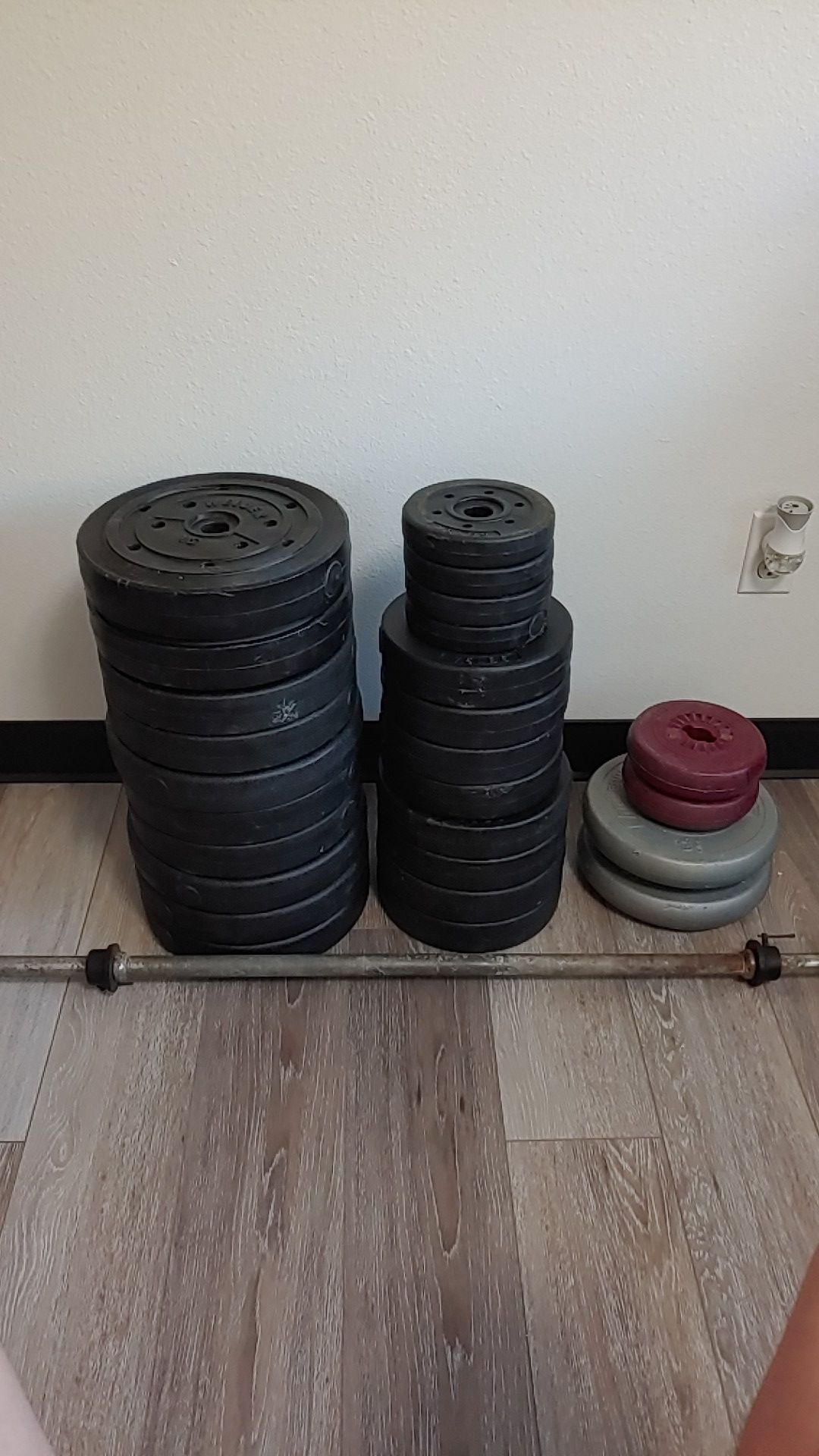 Plate Weight And Barbell