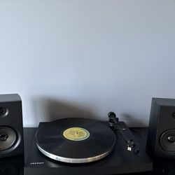 Crosley turntable system with stereo speakers