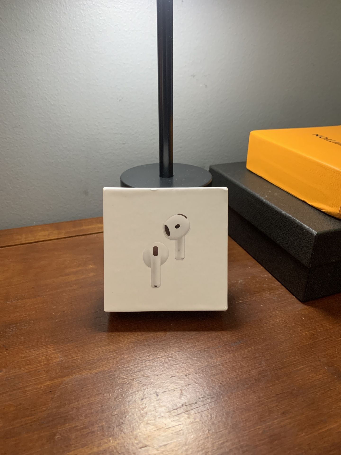 AirPods Gen 4 ANC