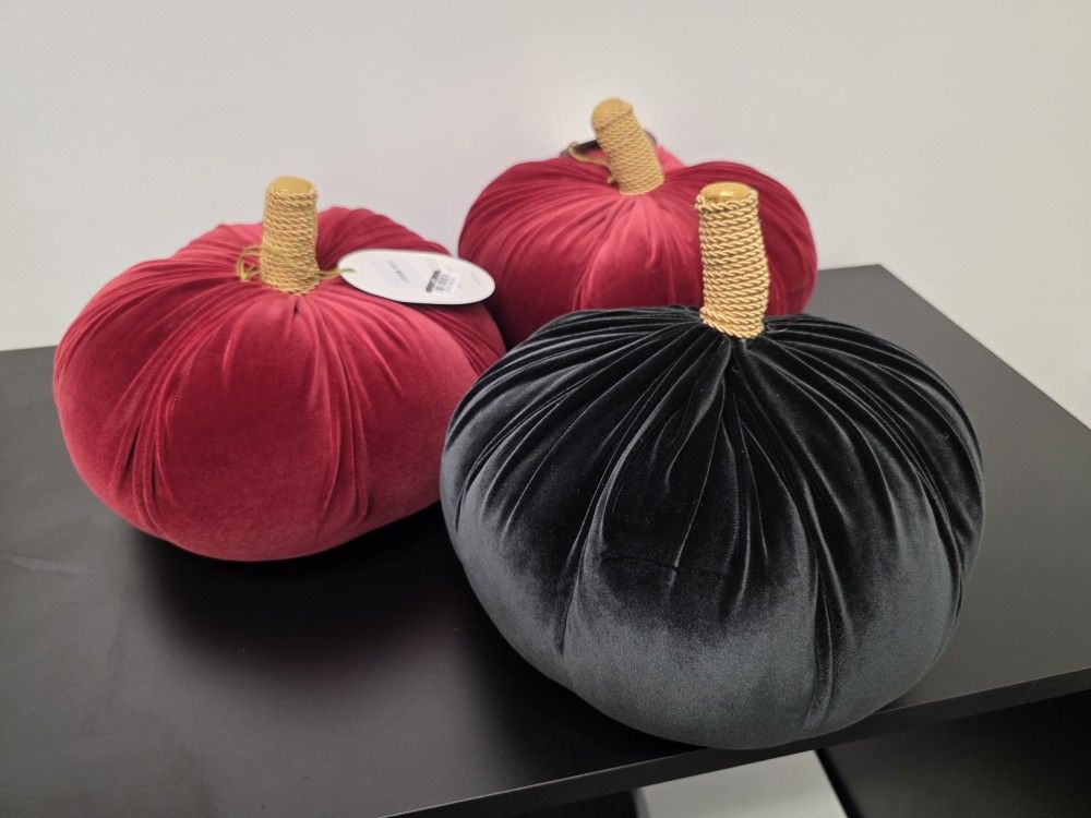 Velvet 13" Pumpkin Pillows