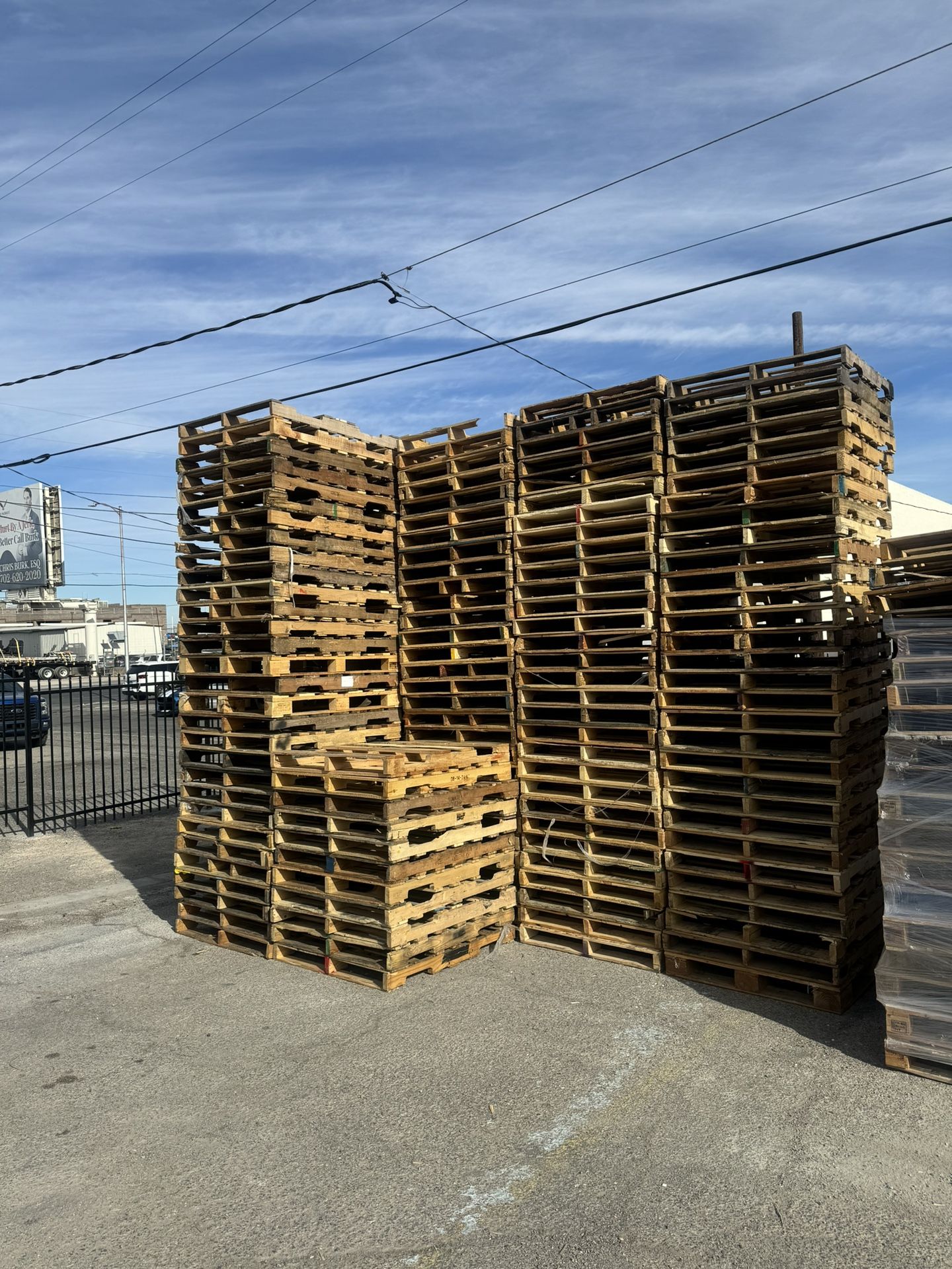 Pallets 48x40 for Sale in Las Vegas, NV - OfferUp