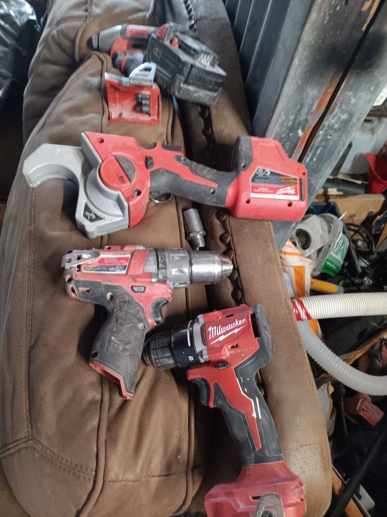 Milwaukee Cordless