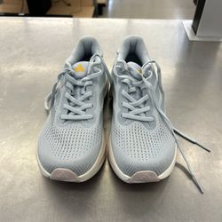 Adidas Supernova Rise Size 8 (No Box) 