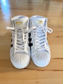Adidas women's size 5 High-top black/white in excellent super clean