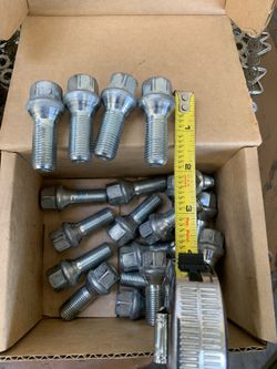 Two Sets Of Mercedes-Benz Lugnuts
