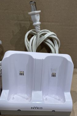 Nyko Nintendo Wii WiiMote Controller Dock Charge Station 87000-A50 - BASE ONLY