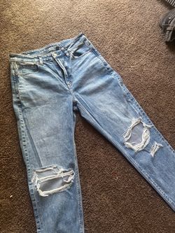 American Eagle mom jeans