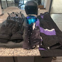 Snow Boarding/Skiing Gear