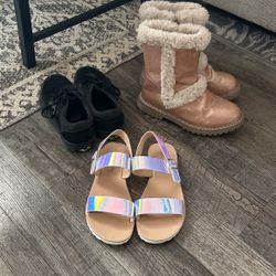 Size 3 Youth Girl Shoes 