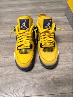 Jordan 4 Lightnings