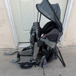 BABY BACKPACK HIKING 