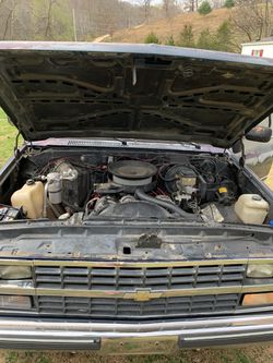 1990 Chevrolet Suburban Thumbnail