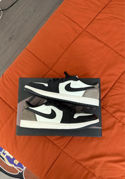 Jordan 1 low mocha