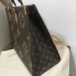 Louis Vuitton bag old flower handbag shoulder bag crossbody messenger bag  ladies bag for Sale in Philadelphia, PA - OfferUp