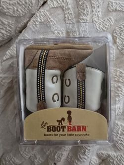 Baby Boots Size 2 (3-6 Months)