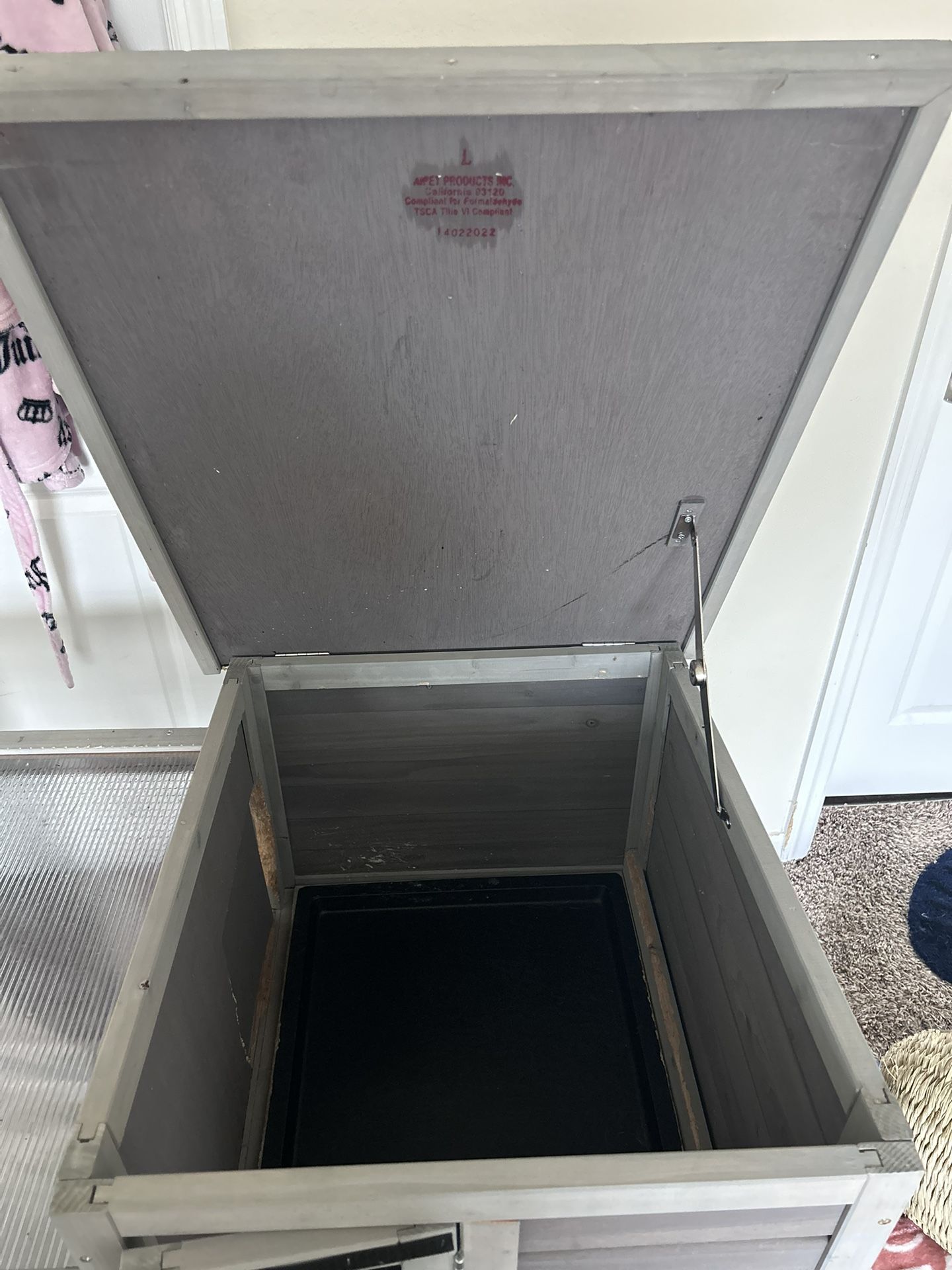 Rabbit and/or Small Animal Hutch