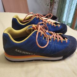 Merrell Catalyst Size 8 Men's, Size 9 1/2 Womens