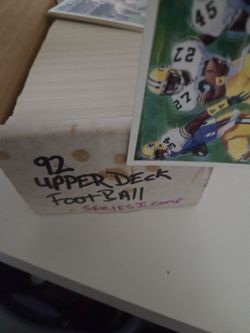 1992 Upper Deck Football Series 1 Card Lot