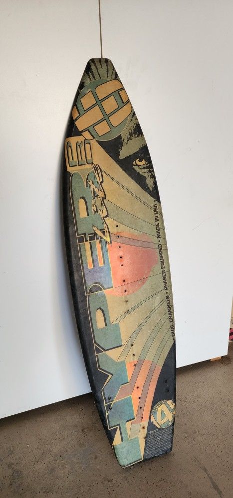 Belmont 136 Hyper Lite Wakeboard (Board Only)