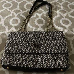 Guess purse