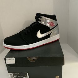 Air Jordan 1 mid  “Johnny Kilroy”