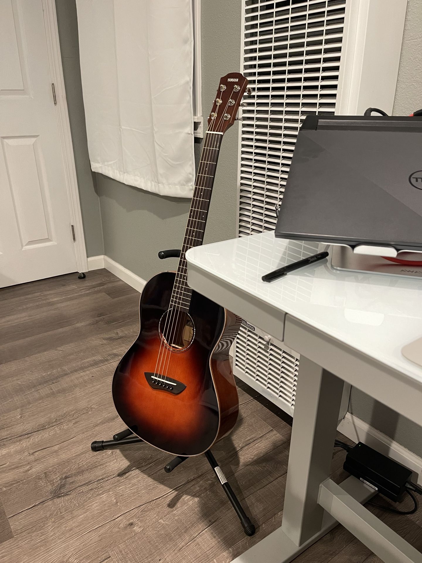 Yamaha CSF3M Compact Folk Guitar