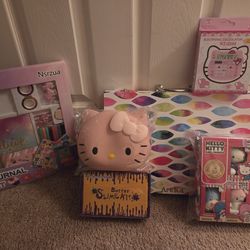Hello Kitty & Craft Bundle - NIB