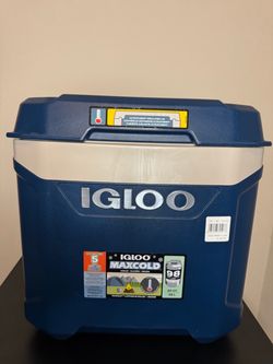 Igloo MaxCold 62 QT Wheeled Cooler - Unused - Handle Broken
