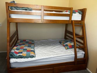 Bunk bed