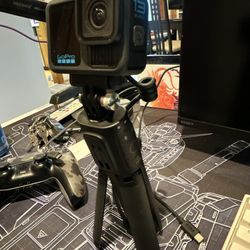 Gopro Hero 13 W/ Extras
