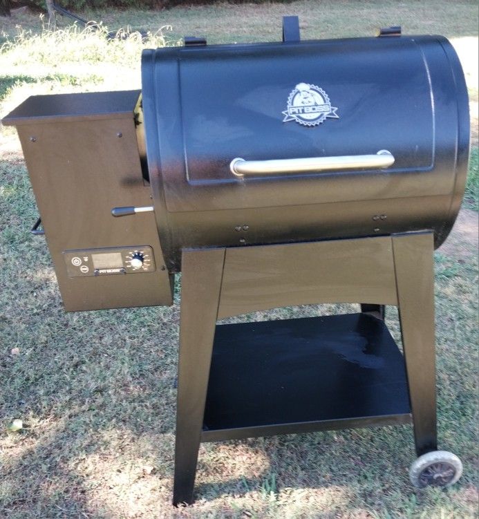 Like New Pitboss Smoker And Grill Located In Southmont NC