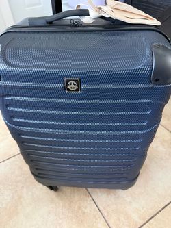 Skyline Carryon Hardshell Luggage