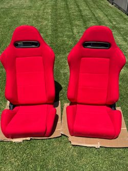 Universal racing seats