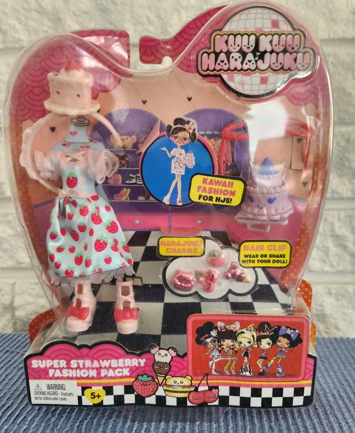 Kuu Harajuku Super Strawberry Fashion Pack.