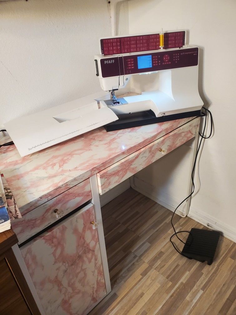 PFAFF Quilt Expression 4.2 Sewing Machine With IDT $204.00. ~~READ THE DESCRIPTION PLZ~~