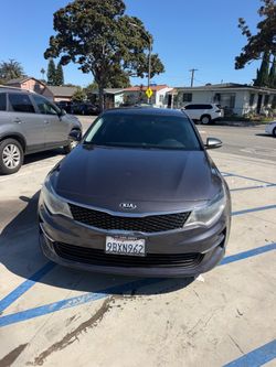 2017 KIA Optima