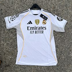 Real Madrid Mbappe Jersey New Size L XL