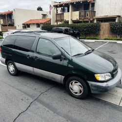 2001 Toyota Sienna