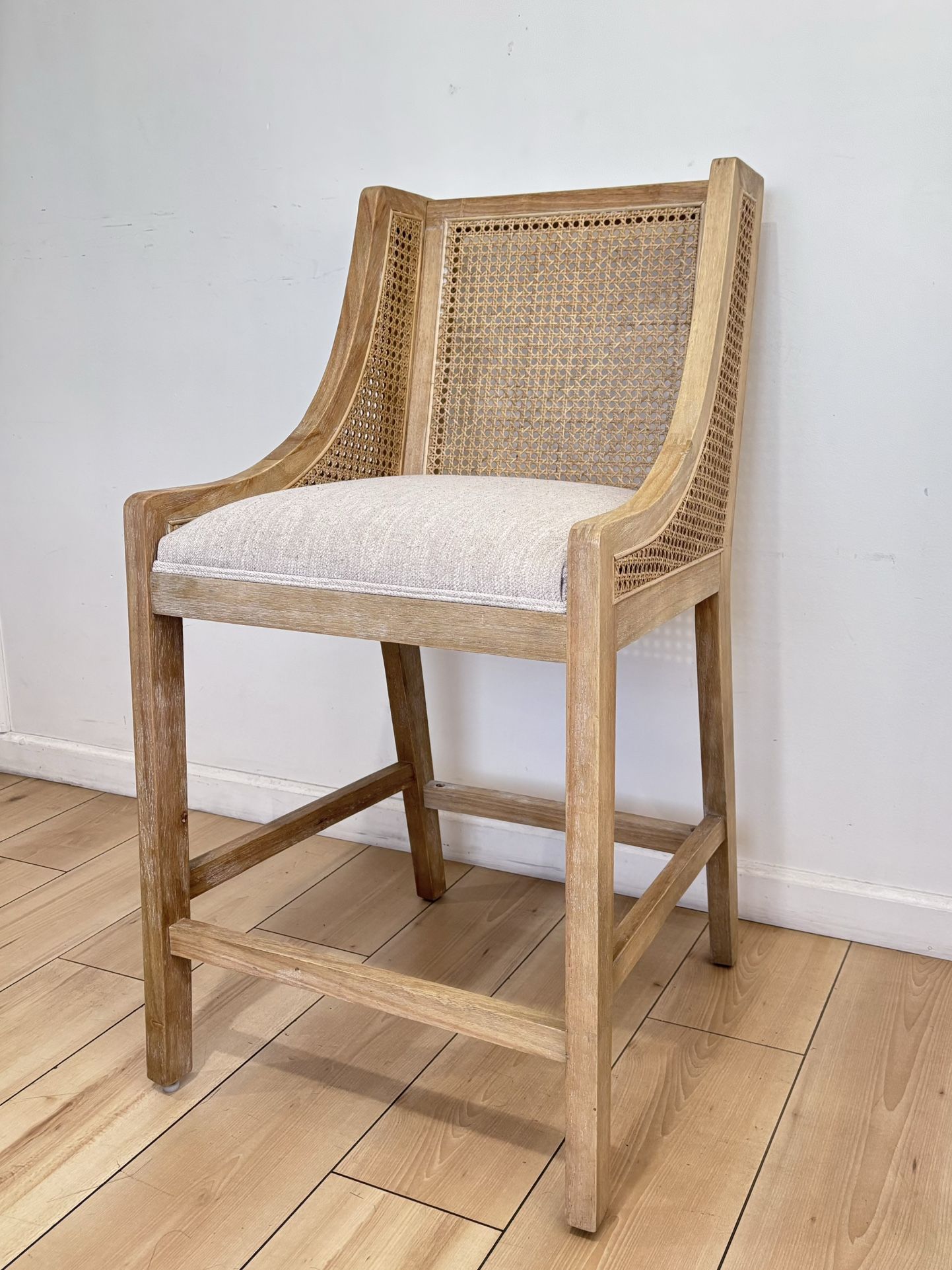 Beautiful Vintage Counter Stool