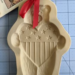 July 4th  - Brown Bag Cookie Mold 1995 Patriotic Bear NEW