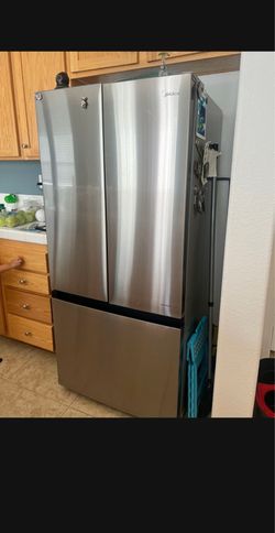 Refrigerator