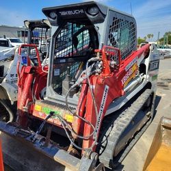 SKID STEER TRACK LOADER 1(contact info removed)# For Sale!