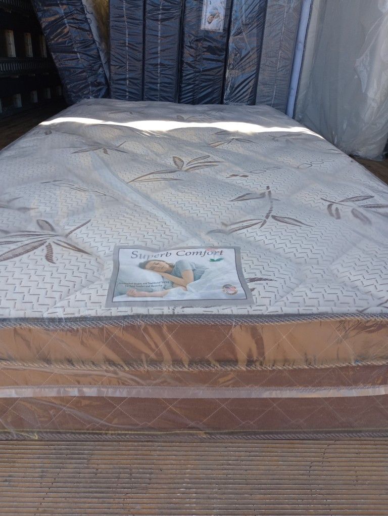 Brand New Queen Size Pillowtop Mattress Included Box Spring Free Delivery