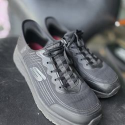 Sketchers Slip Ins 10 1/2