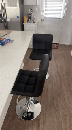 Set 2 bar stools (Nuevo en Su caja)